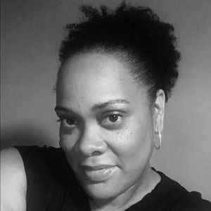 Meet your Posher, Stacy